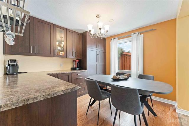 1050 Arrowhead Place, House detached with 3 bedrooms, 2 bathrooms and 5 parking in Ottawa ON | Image 6