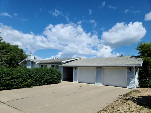 9601 83 Avenue, House detached with 4 bedrooms, 2 bathrooms and 6 parking in Peace River AB | Image 2