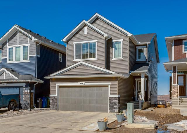 439 Rivercrest Boulevard, House detached with 3 bedrooms, 2 bathrooms and 4 parking in Calgary AB | Image 1
