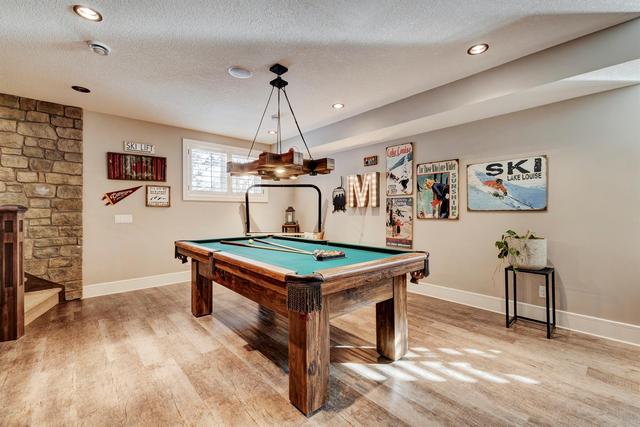 58 West Grove Rise Sw, House detached with 5 bedrooms, 4 bathrooms and 6 parking in Calgary AB | Image 32