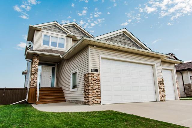 10222 154 Avenue, House detached with 4 bedrooms, 3 bathrooms and 5 parking in Grande Prairie County No. 1 AB | Image 1
