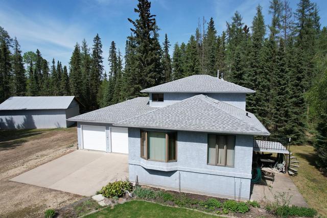 591002 Range Road 113a, House detached with 5 bedrooms, 2 bathrooms and null parking in Woodlands County AB | Image 1