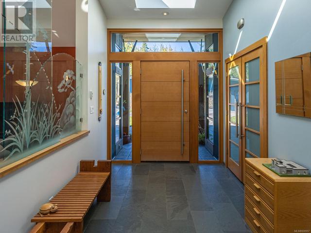 Beautiful entry - fir doors & trim | Image 8