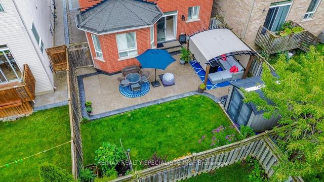 1029 Mccuaig Dr, House detached with 3 bedrooms, 3 bathrooms and 4 parking in Milton ON | Image 20