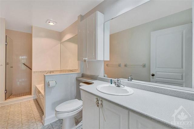239 Second Avenue, Townhouse with 3 bedrooms, 3 bathrooms and 2 parking in Ottawa ON | Image 19