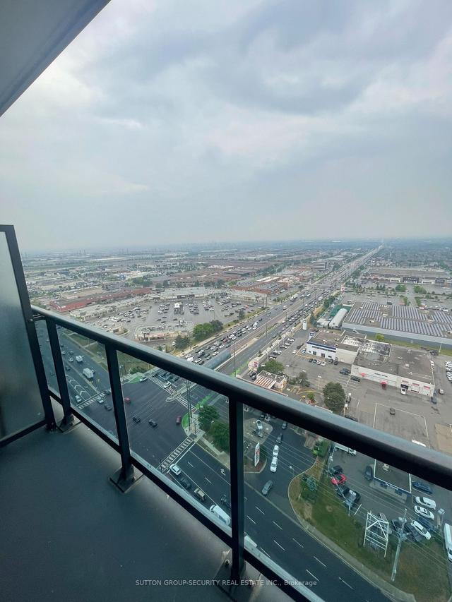 2607 - 3700 Highway 7 Rd, Condo with 1 bedrooms, 1 bathrooms and 1 parking in Vaughan ON | Image 6