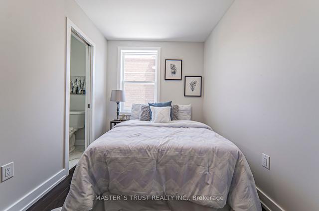 613 Old Weston Rd N, House detached with 3 bedrooms, 1 bathrooms and 4 parking in Toronto ON | Image 14