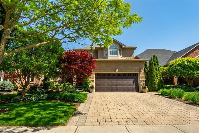 215 Valridge Dr, House detached with 4 bedrooms, 5 bathrooms and 4 parking in Hamilton ON | Image 1