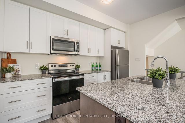 27 - 100 Hollywood Crt, House attached with 2 bedrooms, 2 bathrooms and 2 parking in Cambridge ON | Image 26