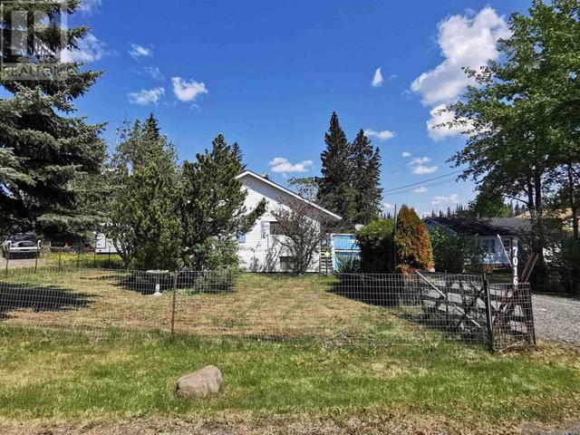 7016 Flaherty Road, House detached with 3 bedrooms, 3 bathrooms and null parking in Cariboo G BC | Image 10