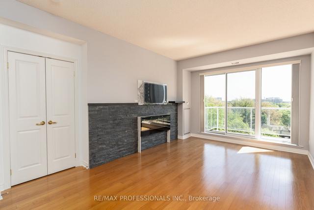 804 - 350 Mill Rd, Condo with 2 bedrooms, 2 bathrooms and 1 parking in Toronto ON | Image 4