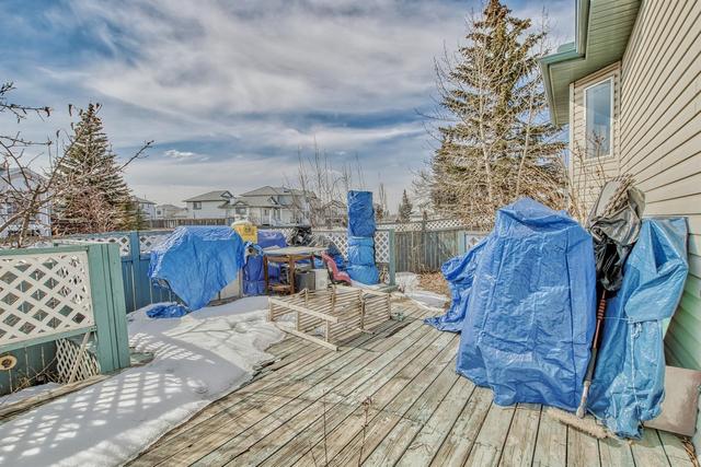 8051 Laguna Way Ne, House detached with 4 bedrooms, 2 bathrooms and 2 parking in Calgary AB | Image 34