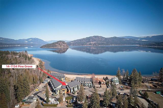 14 - 1134 Pine Grove Road, House attached with 2 bedrooms, 2 bathrooms and null parking in Columbia Shuswap F BC | Image 1