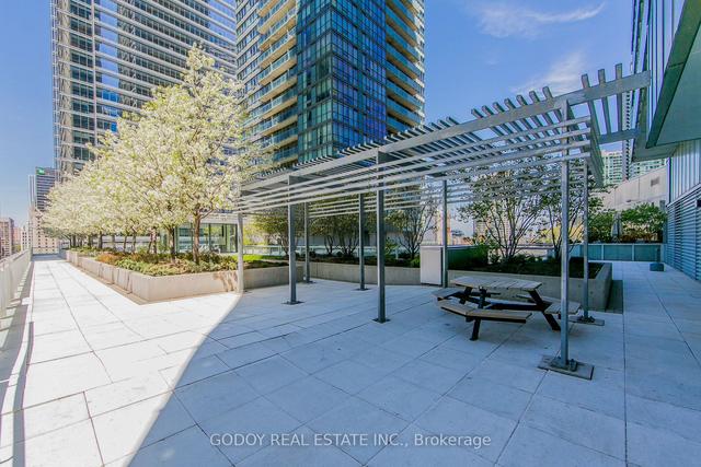lph4901 - 55 Bremner Blvd, Condo with 3 bedrooms, 2 bathrooms and 1 parking in Toronto ON | Image 24
