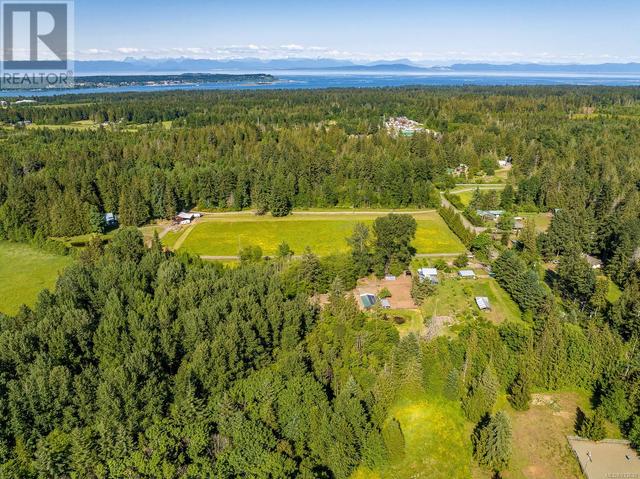 3326 Royston Rd, House detached with 5 bedrooms, 2 bathrooms and 10 parking in Comox Valley A BC | Image 62