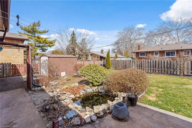 90 Rochelle Drive, House detached with 4 bedrooms, 2 bathrooms and null parking in St. Catharines ON | Image 28
