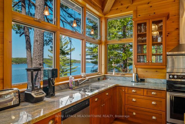 b704 Pt Mclaren Island E, House detached with 1 bedrooms, 4 bathrooms and 0 parking in Parry Sound ON | Image 3