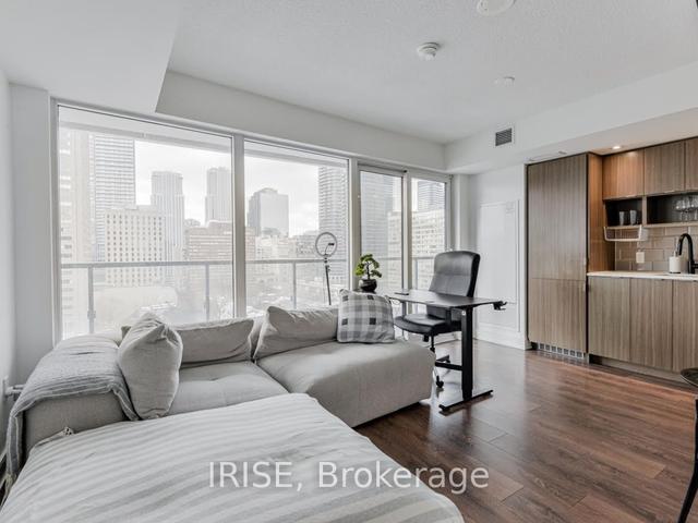 1212 - 89 Mcgill St, Condo with 1 bedrooms, 1 bathrooms and 0 parking in Toronto ON | Image 14