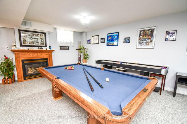30 Marsellus Dr, House detached with 3 bedrooms, 2 bathrooms and 4 parking in Barrie ON | Image 15