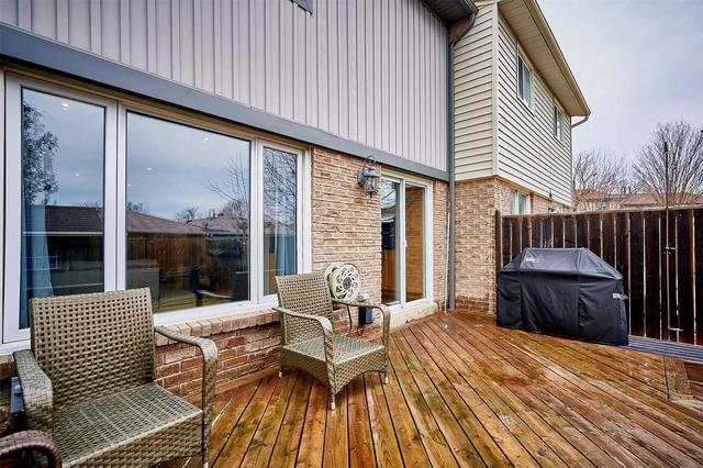 73 Gilmore Dr, House attached with 3 bedrooms, 2 bathrooms and 2 parking in Brampton ON | Image 29