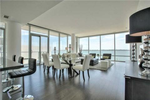 314 - 39 Queens Quay E, Condo with 2 bedrooms, 2 bathrooms and 1 parking in Toronto ON | Image 3
