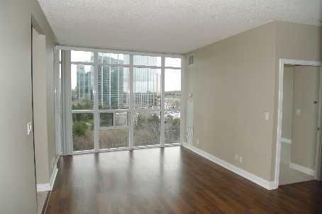 809 - 90 Absolute Ave, Condo with 2 bedrooms, 2 bathrooms and 1 parking in Mississauga ON | Image 8