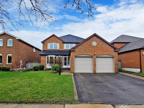 41 Beasley Dr, House detached with 4 bedrooms, 4 bathrooms and 6 parking in Richmond Hill ON | Card Image