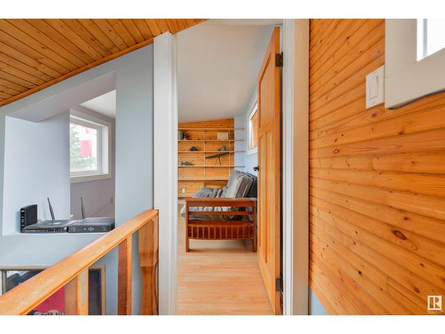 5035 50 Av, House detached with 2 bedrooms, 1 bathrooms and 8 parking in Alberta Beach AB | Image 40