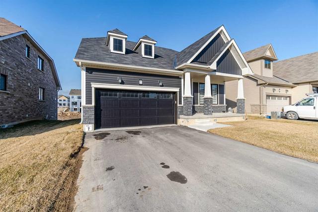 22 Explorer Way, House detached with 2 bedrooms, 2 bathrooms and 4 parking in Thorold ON | Image 23