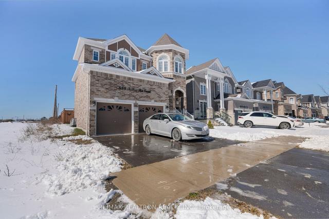 688 Audley Rd S, House detached with 4 bedrooms, 3 bathrooms and 4 parking in Ajax ON | Image 12