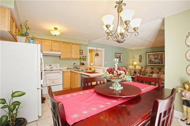 14 Upper Highlands Dr, House detached with 3 bedrooms, 4 bathrooms and 4 parking in Brampton ON | Image 5