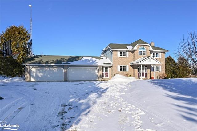 598011 2nd Line W, House detached with 6 bedrooms, 4 bathrooms and 12 parking in Mulmur ON | Image 43