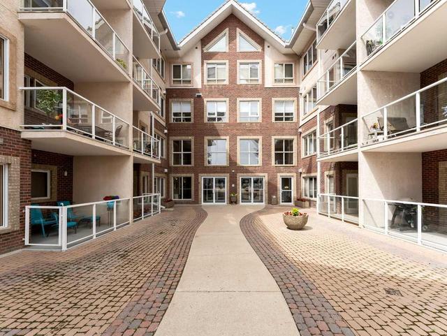 204 - 1182 Southview Drive Se, Condo with 1 bedrooms, 1 bathrooms and 1 parking in Medicine Hat AB | Image 5