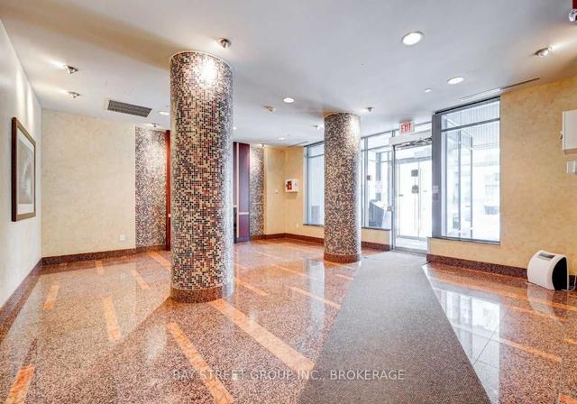 2403 - 21 Hillcrest Ave, Condo with 1 bedrooms, 1 bathrooms and 1 parking in Toronto ON | Image 12