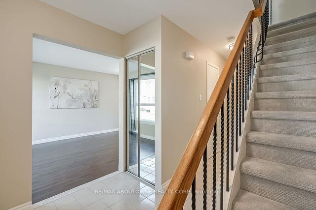 94 - 5475 Lakeshore Rd, Townhouse with 3 bedrooms, 2 bathrooms and 2 parking in Burlington ON | Image 37