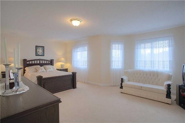 67 Song Bird Dr, House detached with 4 bedrooms, 3 bathrooms and 4 parking in Markham ON | Image 12