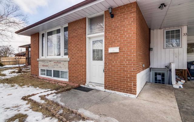 33 Barkwin Dr, House detached with 3 bedrooms, 3 bathrooms and 5 parking in Toronto ON | Image 23