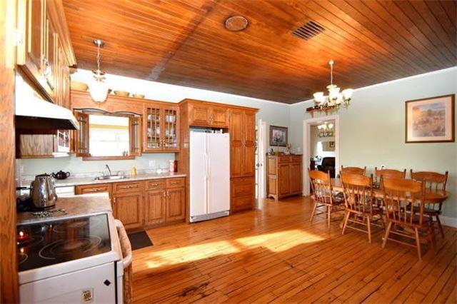 262 Bruce Road 8, House other with 4 bedrooms, 2 bathrooms and 10 parking in South Bruce Peninsula ON | Image 8