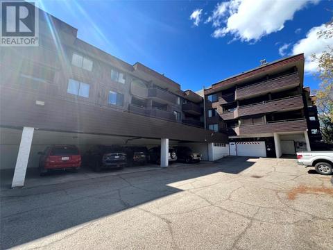 1801 - 32 Street Unit# 202, Condo with 2 bedrooms, 1 bathrooms and 1 parking in Vernon BC | Card Image