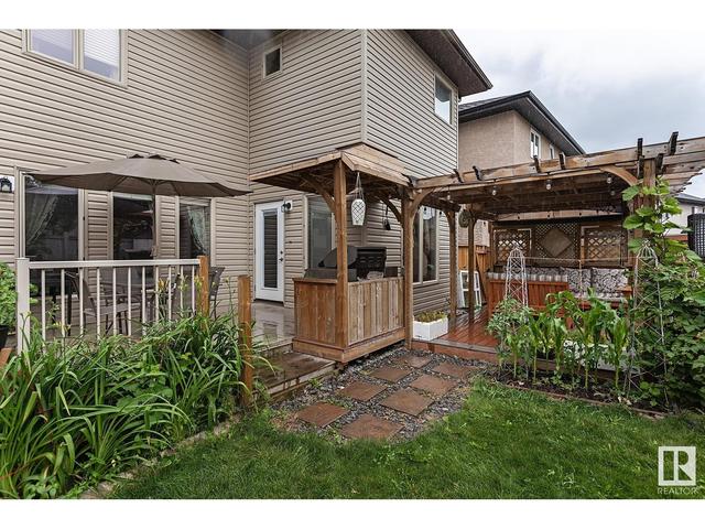 10904 174 Av Nw, House detached with 6 bedrooms, 3 bathrooms and null parking in Edmonton AB | Image 48