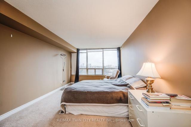 1105 - 4 Willow St, Condo with 2 bedrooms, 2 bathrooms and 2 parking in Waterloo ON | Image 10