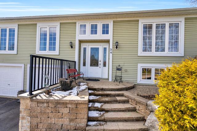 54 Macnaughton Dr, House detached with 2 bedrooms, 3 bathrooms and 6 parking in Innisfil ON | Image 23
