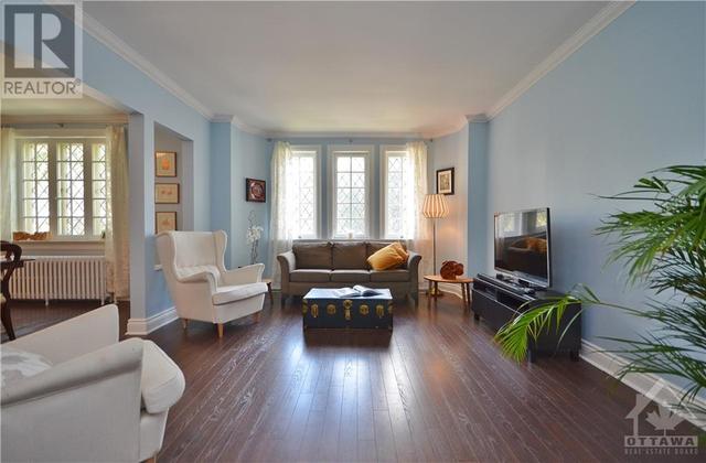 2 - 180 Augusta Street, Condo with 2 bedrooms, 1 bathrooms and null parking in Ottawa ON | Image 7