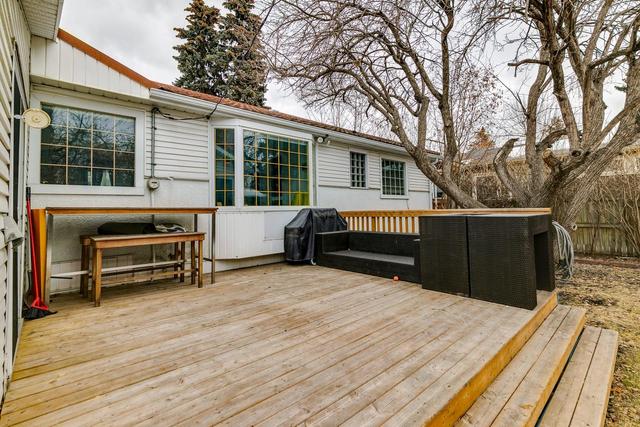 509 38 Avenue Sw, House detached with 2 bedrooms, 2 bathrooms and 3 parking in Calgary AB | Image 34