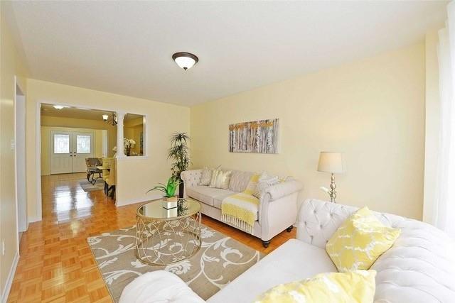 42 Snowshoe Lane, House attached with 3 bedrooms, 3 bathrooms and 2 parking in Brampton ON | Image 6