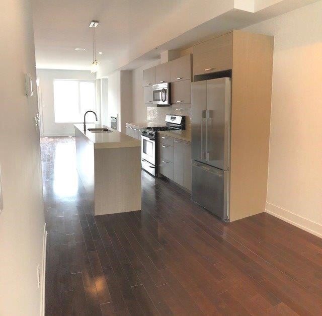 Th#521 - 50 Curzon St, House attached with 3 bedrooms, 3 bathrooms and 1 parking in Toronto ON | Image 5
