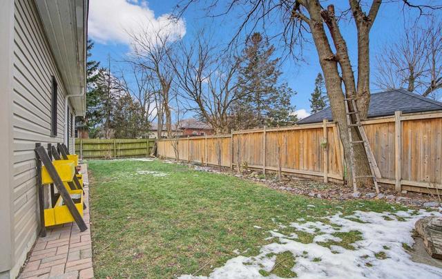 263 John St, House detached with 2 bedrooms, 2 bathrooms and 5.5 parking in Toronto ON | Image 20