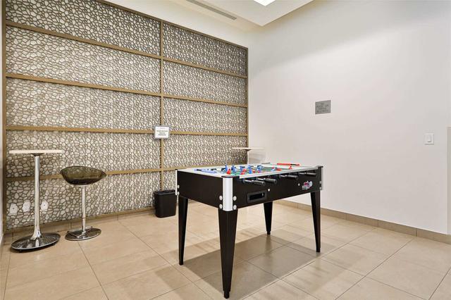 1806 - 19 Singer Crt, Condo with 1 bedrooms, 1 bathrooms and 0 parking in Toronto ON | Image 10