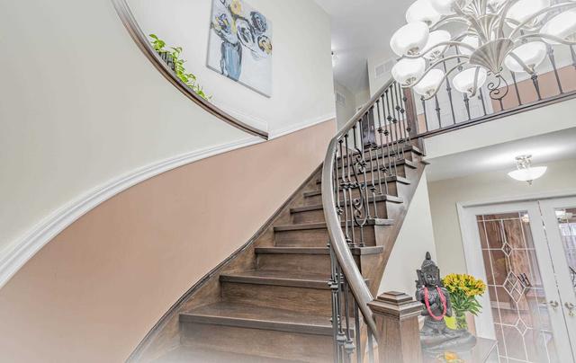 11 Newport St, House detached with 4 bedrooms, 5 bathrooms and 4 parking in Brampton ON | Image 13