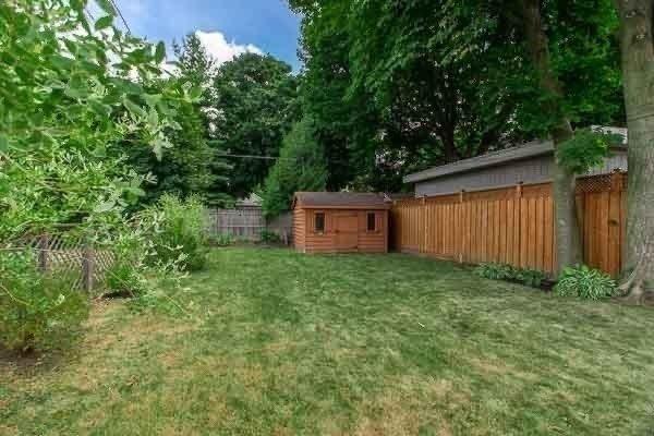 329 Woodmount Ave, House detached with 2 bedrooms, 2 bathrooms and 5 parking in Toronto ON | Image 30